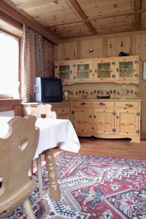 فيلا مارتيلوفي Ferienhaus Silvia الغرفة الصورة